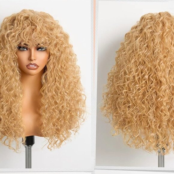 Shoulder Legnth Shaggy Wig With Bangs - Picture 4 of 4